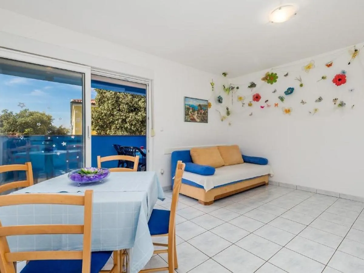 Pretty Apartment In Mandre With Barbecue 0*,  Croatia